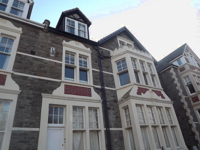 2 Bedroom Flat To Rent In Belvedere Road, Redland, Bristol, BS6