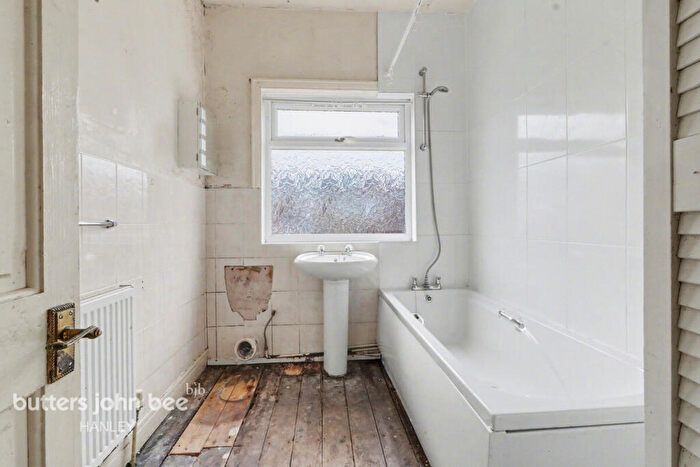 2 Bedroom Terraced House For Sale In Lockley Street, Stoke-On-Trent, ST1