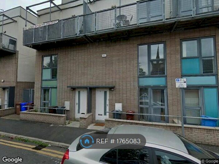 3 Bedroom Terraced House To Rent In Boston Street, Manchester, M15