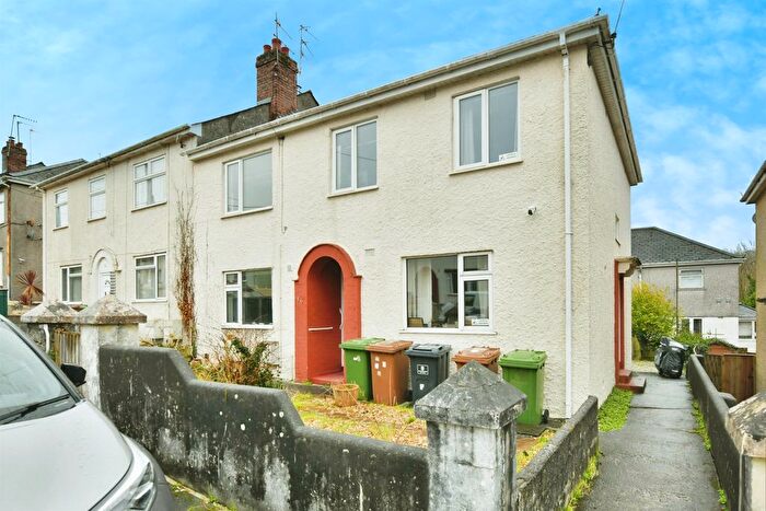 3 Bedroom Flat To Rent In Moorfield Avenue, Plymouth, PL6