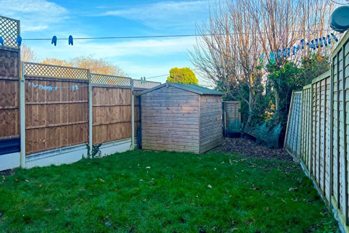 3 Bedroom Terraced House For Sale In Stake Piece Road, Royston, SG8