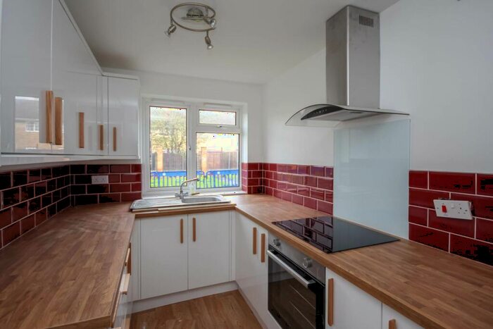 2 Bedroom Apartment To Rent In Victoria Road, Sandhurst, GU47