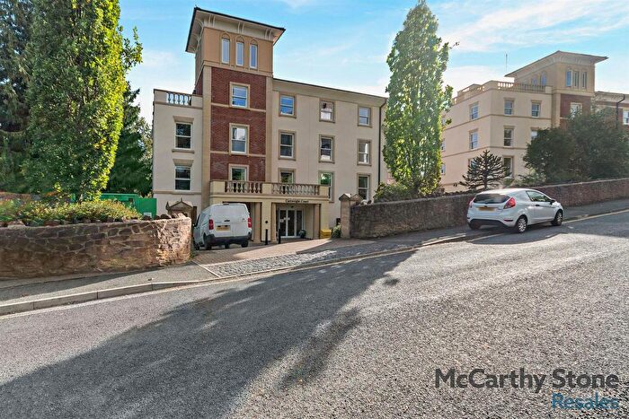 1 Bedroom Flat For Sale In Cartwright Court, Victoria Road, Malvern, WR14