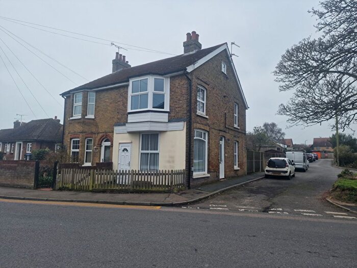 2 Bedroom Terraced House To Rent In Station Road, Walmer, CT14