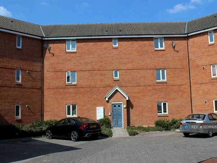 2 Bedroom Flat To Rent In Woodhouse Road, Swindon, SN3