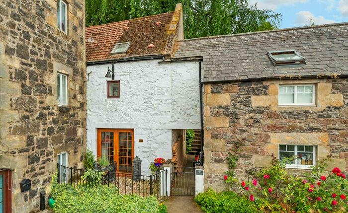 2 Bedroom Cottage For Sale In Mill Hall Cottages, Craigmill, Newburgh, Cupar, KY14