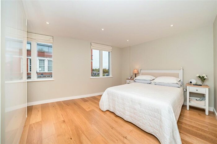 1 Bedroom Apartment For Sale In Esther Anne Place, Islington Square, London, N1