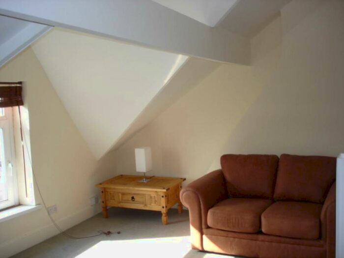 1 Bedroom Flat To Rent In Cathays Terrace, Cardiff, CF24