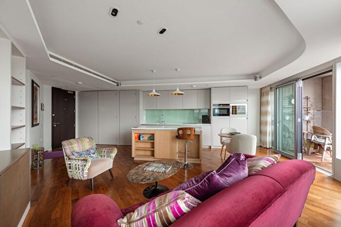 1 Bedroom Flat For Sale In City Road, London, EC1V