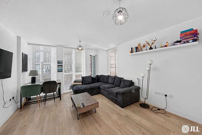 2 Bedroom Flat For Sale In Atelier Point, Jupp Road West, London, E15