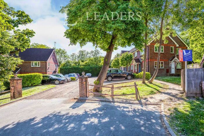 1 Bedroom Apartment To Rent In Thornhill, Southgate, RH11