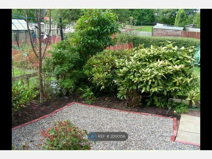 2 Bedroom Maisonette To Rent In Carrick Knowe Grove, Edinburgh, EH12