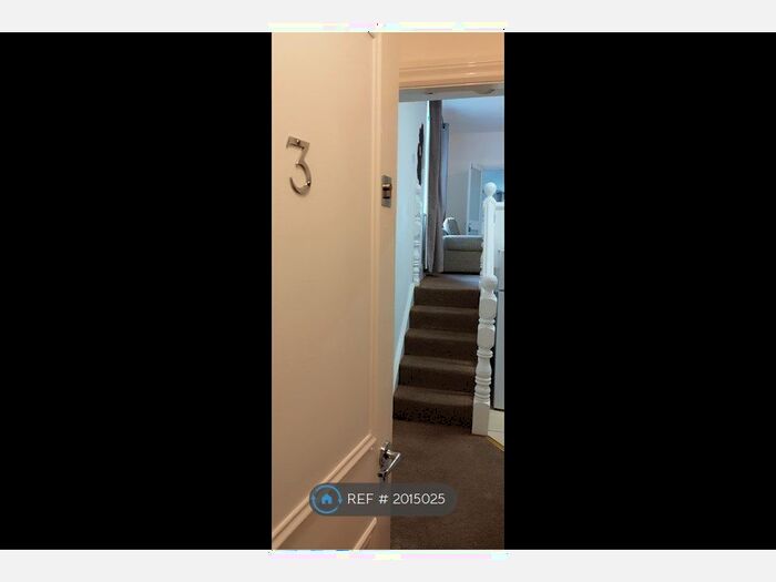 1 Bedroom Flat To Rent In Hornsey Road, London, N19