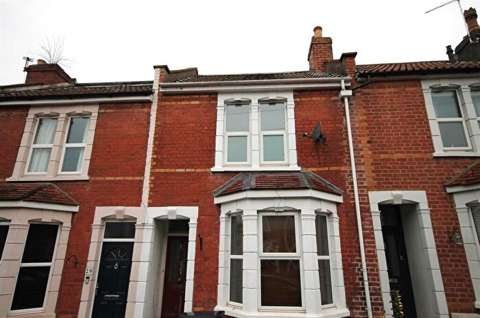 2 Bedroom Terraced House To Rent In Ellicott Road, Bristol, BS7