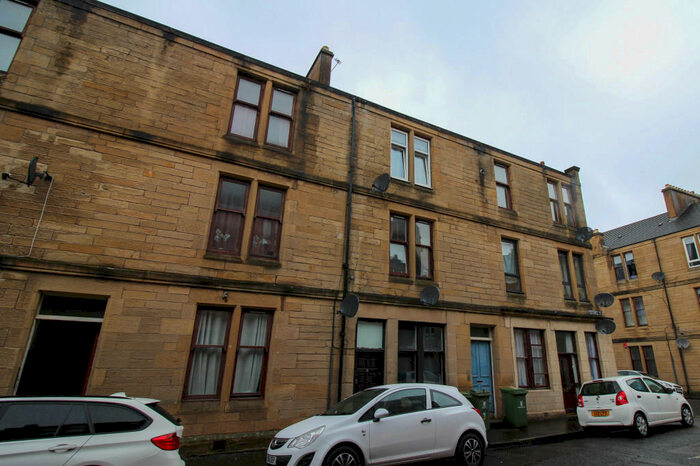 2 Bedroom Flat To Rent In Victoria Road, Falkirk, FK2
