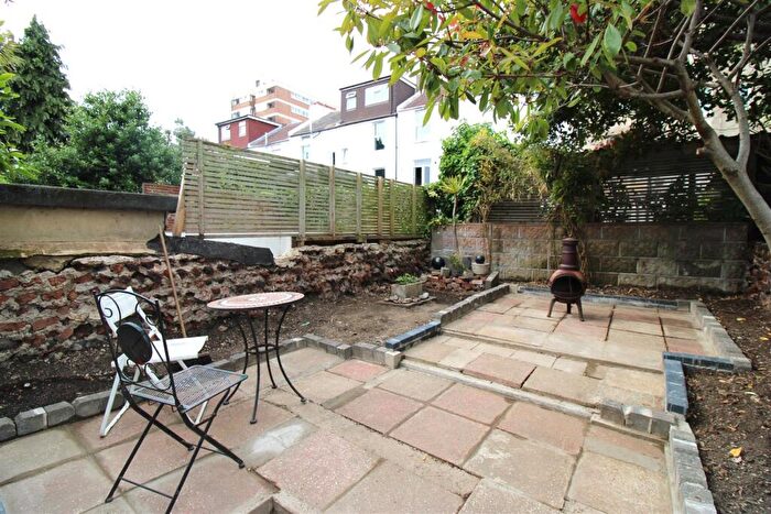 1 Bedroom Flat To Rent In Livingstone Road, Hove, BN3