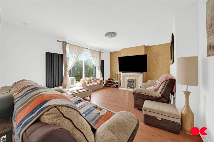 3 Bedroom Semi Detached Bungalow For Sale In Millbrook Gardens, Gidea Park, RM2