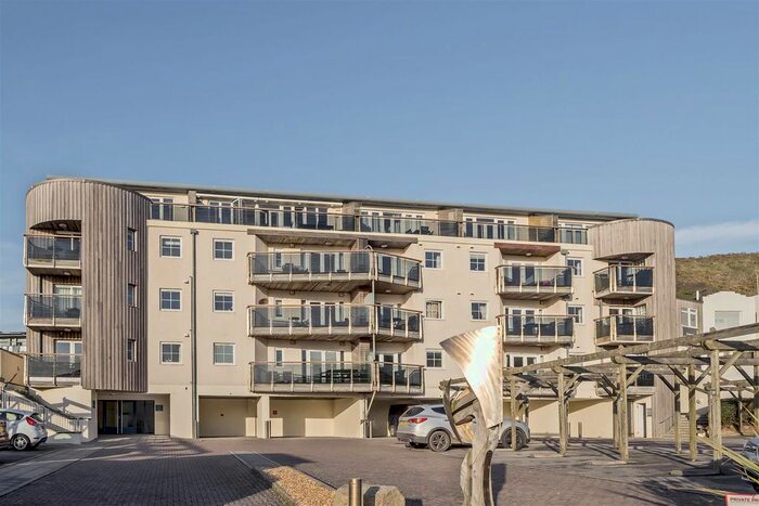 1 Bedroom Flat For Sale In Watergate Bay, Newquay, TR8