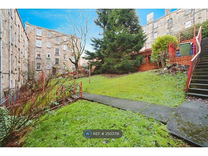 2 Bedroom Flat To Rent In West Graham Street, Glasgow, G4