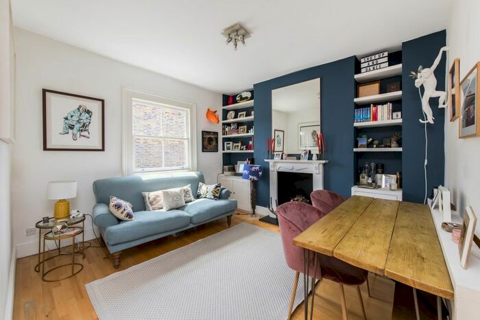 2 Bedroom Flat To Rent In North Pole Road, North Kensington, W10