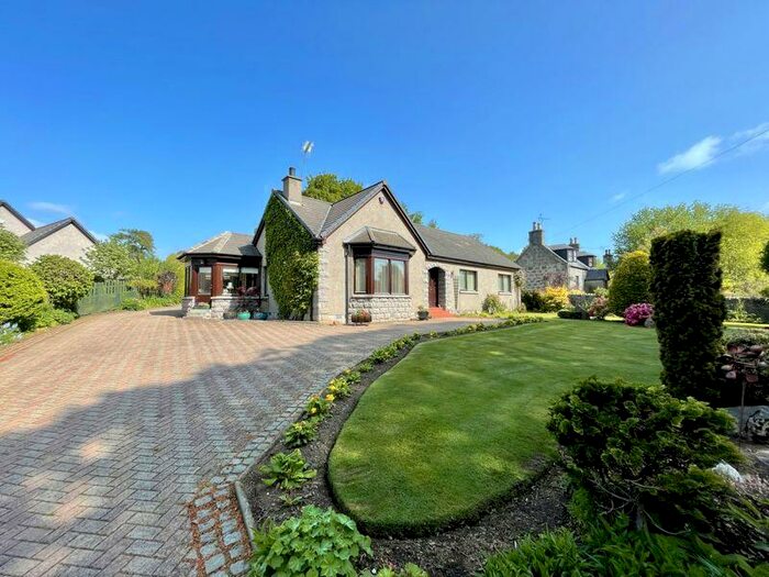 3 Bedroom Bungalow For Sale In Forbes, Alford, AB33