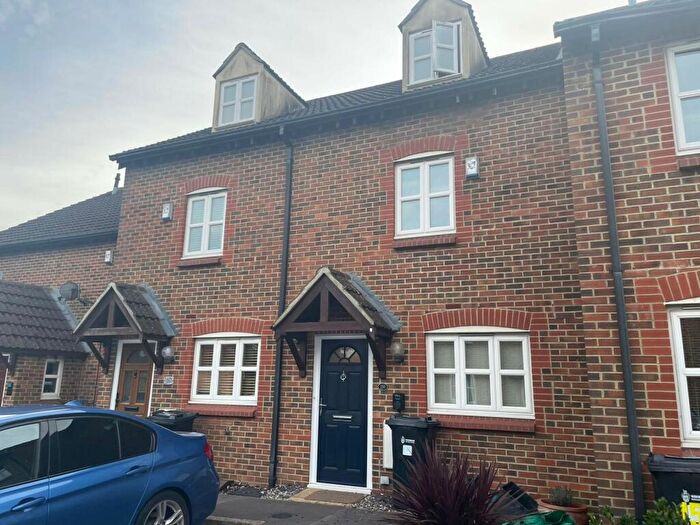 3 Bedroom Town House To Rent In Maiden Place, Lower Earley, RG6