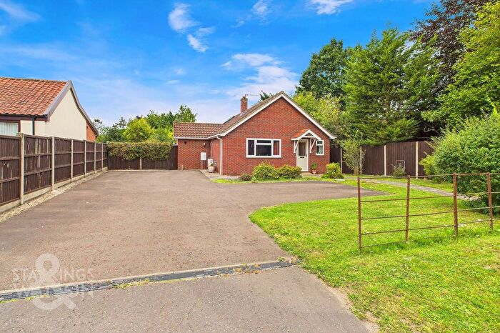 2 Bedroom Detached Bungalow For Sale In Louies Lane, Roydon, Diss, IP22