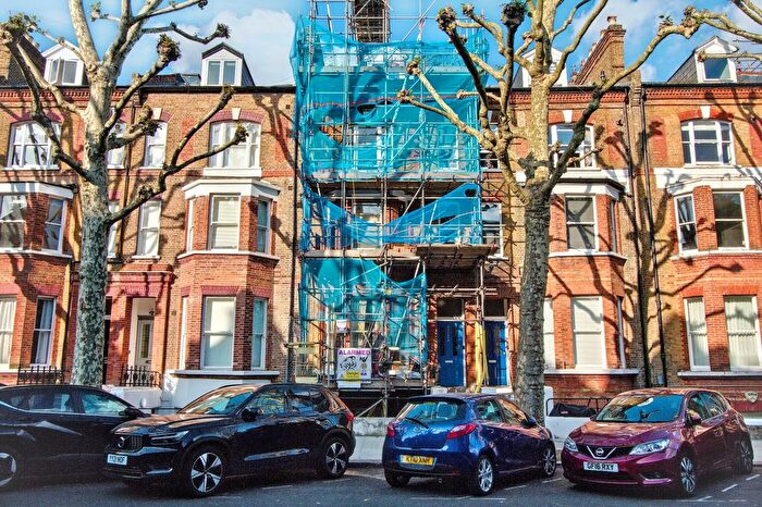 Studio For Sale In Randolph Avenue, London, W9