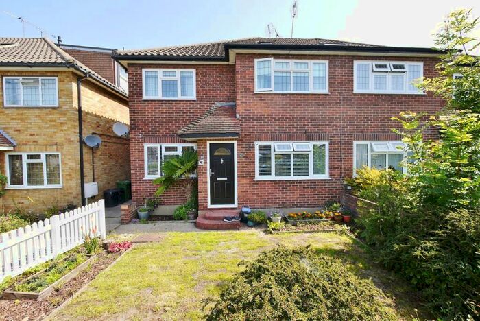 2 Bedroom Maisonette To Rent In Shevon Way, Brentwood, CM14