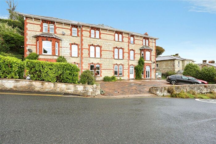 2 Bedroom Flat For Sale In Grove Road, Ventnor, Isle Of Wight, PO38