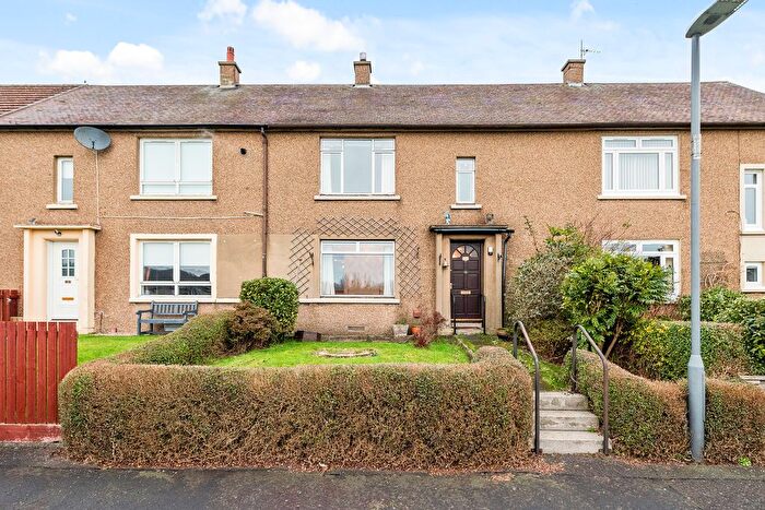 1 Bedroom Terraced House For Sale In St. Giles Square, Camelon, Falkirk, FK1