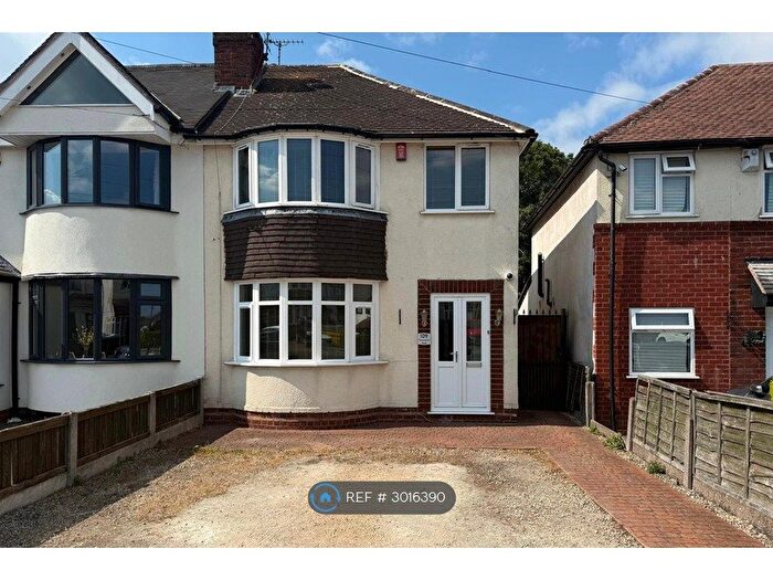 3 Bedroom Semi-Detached House To Rent In Coronation Road, Birmingham, B43