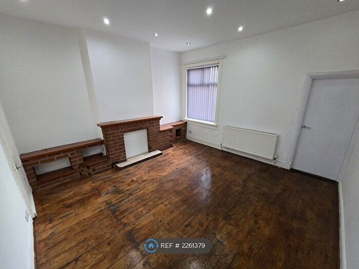 3 Bedroom Terraced House To Rent In Poplar Road, Smethwick, B66