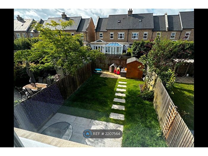 3 Bedroom Terraced House To Rent In Lawlor Close, Sunbury-On-Thames, TW16