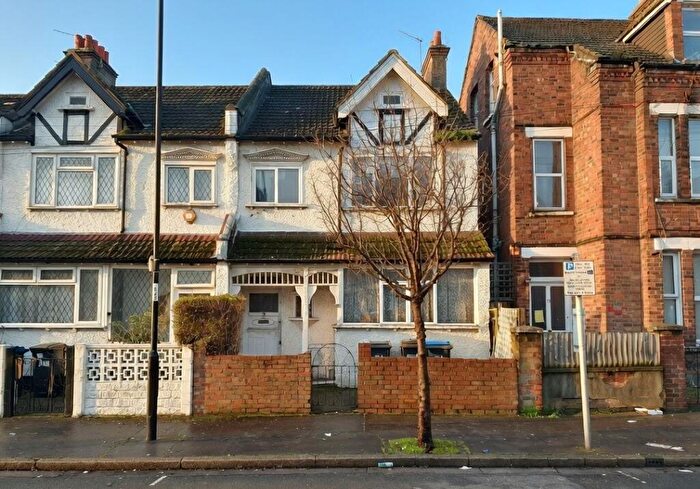 3 Bedroom Terraced House For Sale In Bulganak Road, Thornton Heath, Surrey, CR7