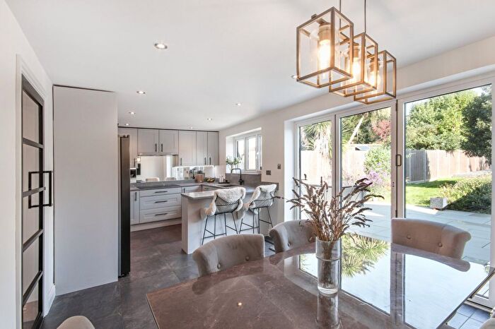 4 Bedroom Semi-Detached House For Sale In Main Road, Longfield Hill, Longfield, Kent, DA3