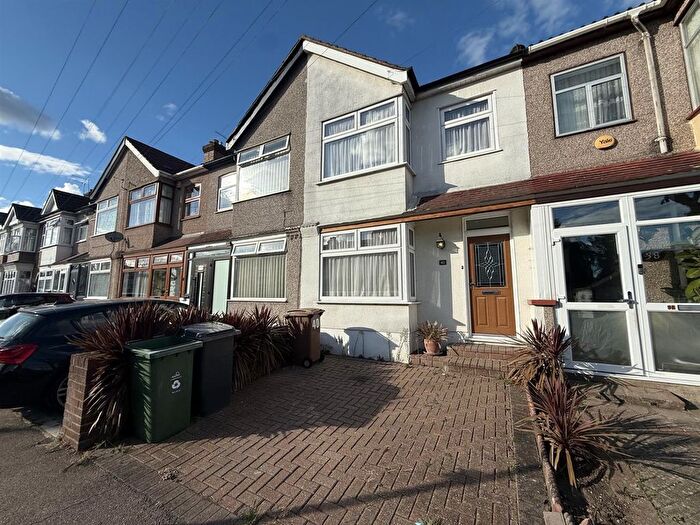 3 Bedroom Property For Sale In Burnham Road, London, E4
