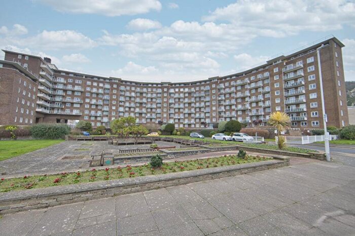 3 Bedroom Flat For Sale In The Gateway, Dover, Kent, CT16