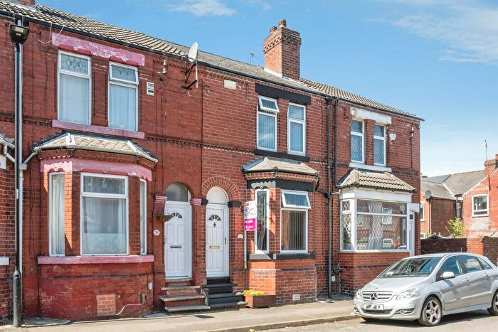 3 Bedroom Terraced House For Sale In Salisbury Road, Hexthorpe, Doncaster, DN4