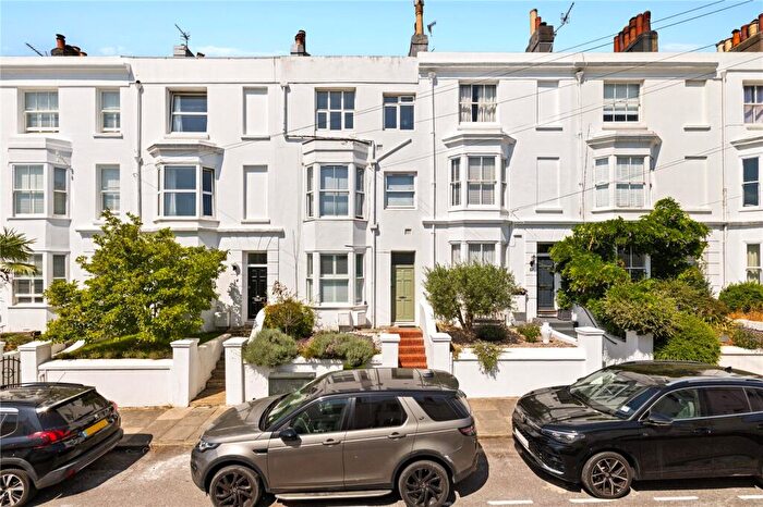 1 Bedroom Apartment For Sale In Clifton Street, Brighton, East Sussex, BN1