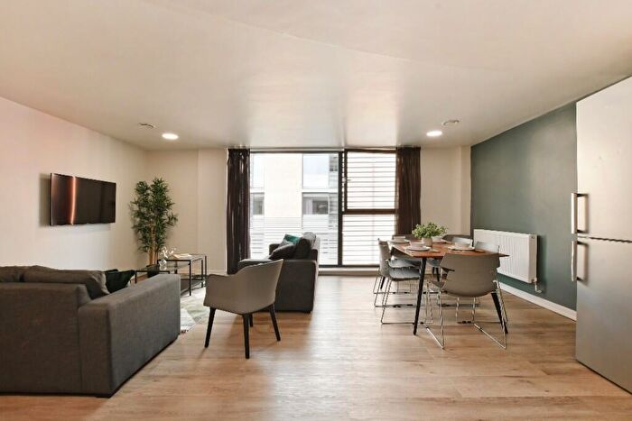 5 Bedroom Flat To Rent In Arundel Street, Sheffield, S1