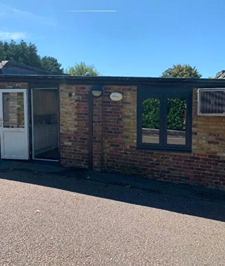 Studio To Rent In Little Acre Farm, Bunkers Hill, Sidcup, Kent, DA14