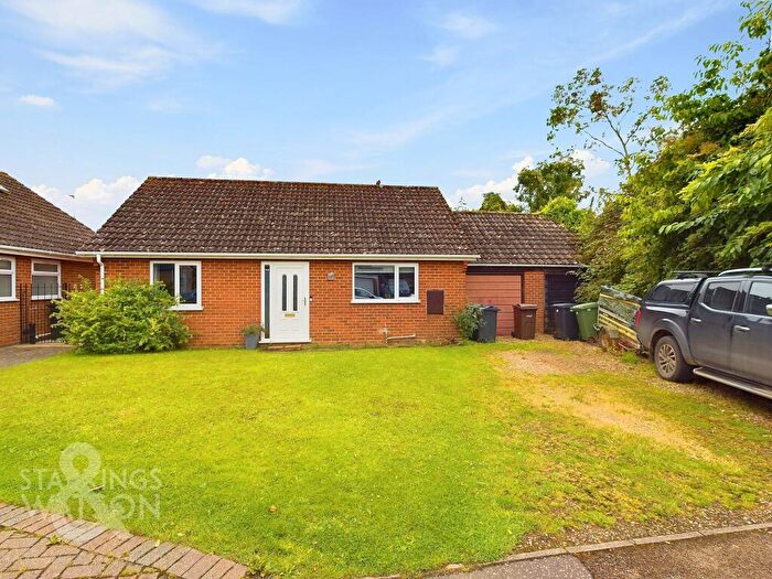 2 Bedroom Property For Sale In Burgess Way, Brooke, Norwich, NR15