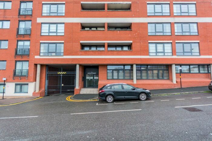 2 Bedroom Flat To Rent In Avoca Court, Cheapside, B12