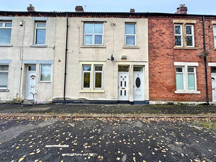 2 Bedroom Flat To Rent In Ford Terrace, Wallsend, NE28