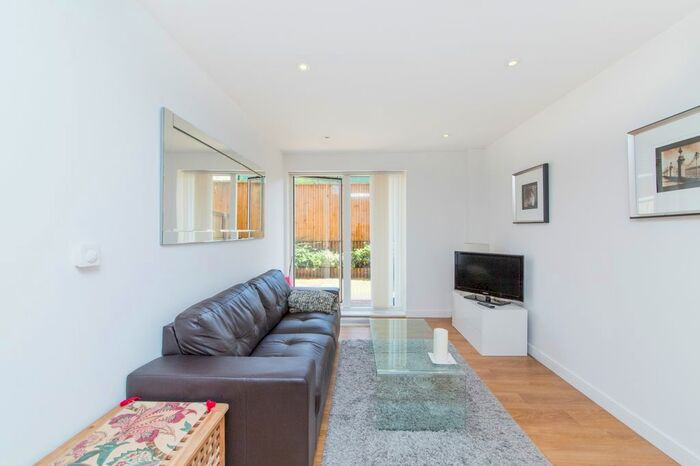 1 Bedroom Flat To Rent In Kara Court, Caspian Wharf, Bow, E3