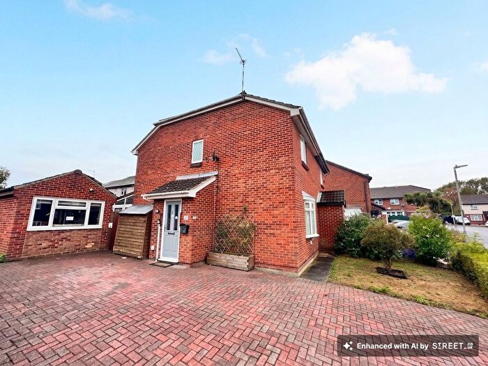 3 Bedroom Semi-Detached House For Sale In Ritch Road, Snodland, ME6