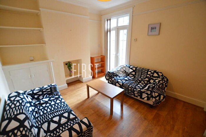 4 Bedroom Terraced House To Rent In Briton Street, West End, LE3