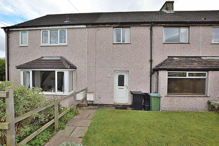 3 Bedroom Semi-Detached House To Rent In Conan Gardens, Richmond, DL10