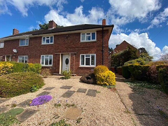 3 Bedroom Semi Detached House To Rent In St. Bernards Avenue, Louth, LN11
